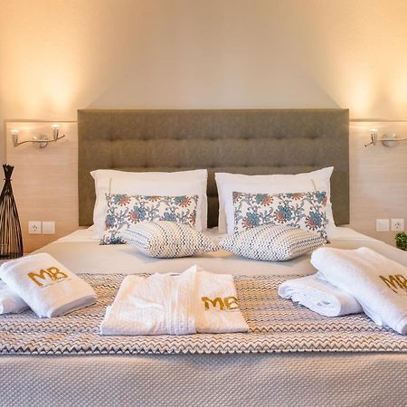 M&B Boutique Apartments Nea Roda Esterno foto