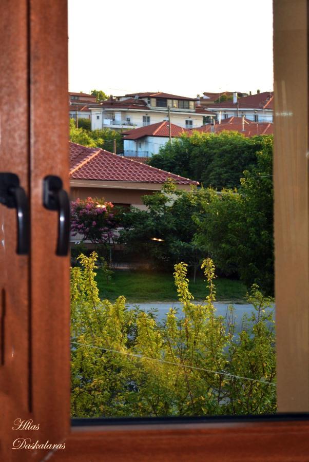 M&B Boutique Apartments Nea Roda Esterno foto