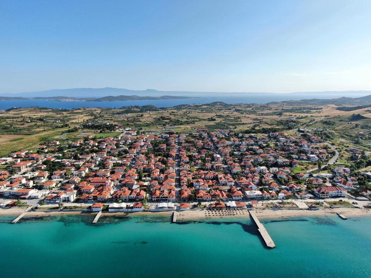 M&B Boutique Apartments Nea Roda Esterno foto