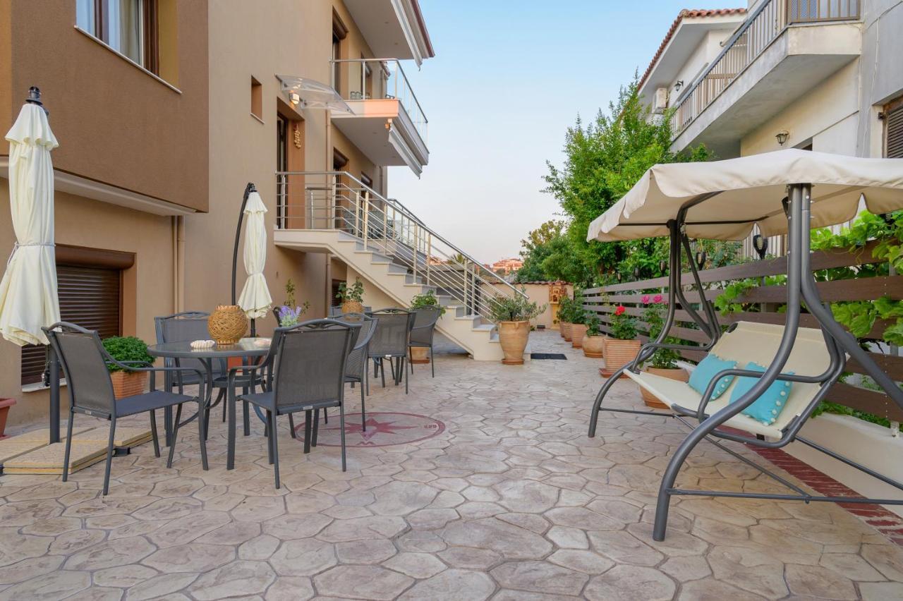 M&B Boutique Apartments Nea Roda Esterno foto
